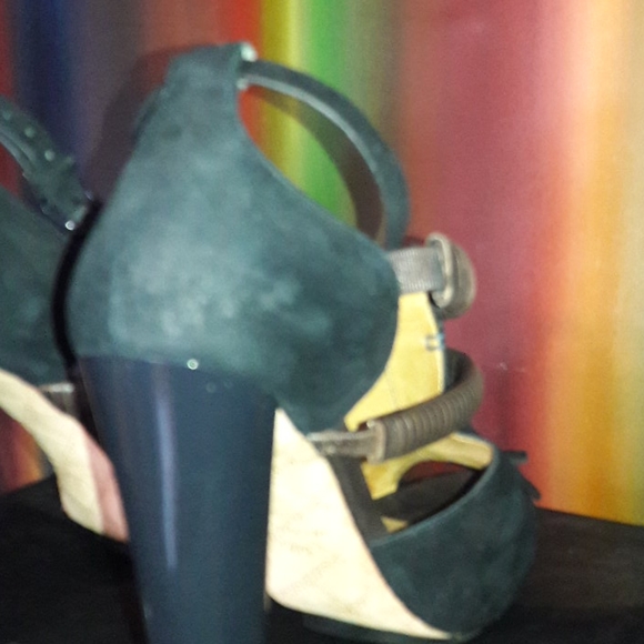 LA.M.B. HORTENSIA HEELS - Picture 4 of 8